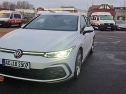 Weiß Gebraucht 2021 VW Golf GTE Limousine | 23.500 €