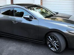 Grau Gebraucht 2021 Mazda 3 Homura-Line Limousine | 18.000 €