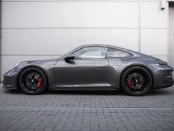 Grau Gebraucht 2024 Porsche 992 | 204.900 € (Superpreis)