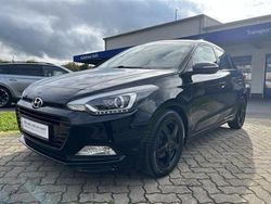 Phantom black minera Gebraucht 2017 Hyundai i20 Style Limousine | 10.490 € (Fairer Preis)