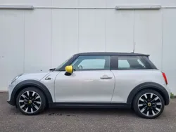 Silber Gebraucht 2020 Mini Cooper SE Kleinwagen | 15.900 € (Fairer Preis)