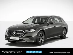 Grau Gebraucht 2024 Mercedes E220 Limousine | 50.990 € (Fairer Preis)