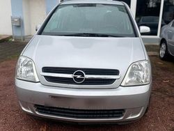 Silber Gebraucht 2004 Opel Meriva Van / Kleinbus | 1.000 € (Superpreis)