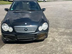 Schwarz Gebraucht 2005 Mercedes C160 Coupé | 500 € (Fairer Preis)