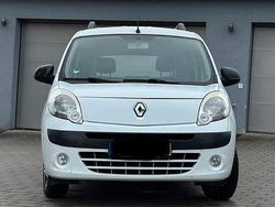 Weiß Gebraucht 2013 Renault Kangoo Kombi | 6.400 € (Etwas zu teuer)