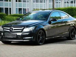 Obsidianschwarz metalliclack Gebraucht 2014 Mercedes C180 AMG line Coupé | 13.990 € (Superpreis)