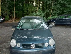 Grau Gebraucht 2003 VW Polo Kleinwagen | 1.750 €