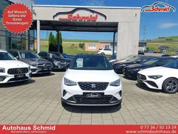Nevadaweiss dach schwarz Neu 2025 Seat Arona FR SUV | 26.950 € (Fairer Preis)