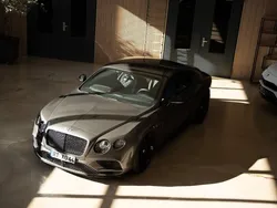 Grau Gebraucht 2017 Bentley Continental GT | 97.900 €