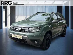 Grün Gebraucht 2023 Dacia Duster Journey SUV | 22.750 € (Fairer Preis)