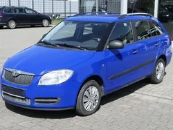 Blau Gebraucht 2008 Skoda Fabia Cool Edition Kombi | 1.690 € (Guter Preis)