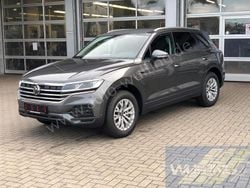 Grau Gebraucht 2021 VW Touareg SUV | 43.890 € (Guter Preis)