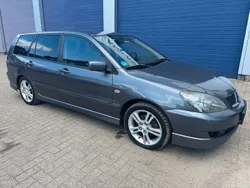 Grau Gebraucht 2007 Mitsubishi Lancer Limousine | 1.500 € (Teuer)