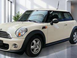 Weiß Gebraucht 2011 Mini Cooper Kleinwagen | 6.200 € (Guter Preis)