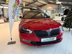 Rot Gebraucht 2018 Skoda Superb SportLine Kombi | 27.900 € (Teuer)