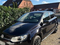 Schwarz Gebraucht 2015 VW Polo LOUNGE Kleinwagen | 8.950 € (Etwas zu teuer)