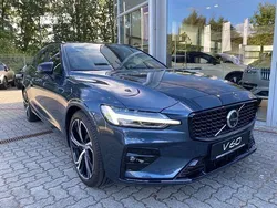 Blau Gebraucht 2024 Volvo V60 Ultra Kombi | 42.980 € (Etwas zu teuer)