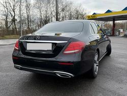 Schwarz Gebraucht 2018 Mercedes E220 Avantgarde Limousine | 28.000 € (Fairer Preis)