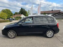 Schwarz Gebraucht 2011 Kia Carens Van / Kleinbus | 1.500 € (Superpreis)