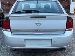 Silber Gebraucht 2003 Opel Vectra GTS Limousine | 3.600 € (Fairer Preis)