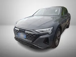 Grey metallic Gebraucht 2024 Audi Q8 e-tron Advanced SUV | 50.749 €