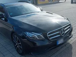 Schwarz Gebraucht 2017 Mercedes E220 Kombi | 22.900 € (Fairer Preis)