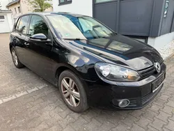 Schwarz Gebraucht 2013 VW Golf VII Match Limousine | 5.300 € (Superpreis)