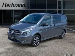 Grau Gebraucht 2022 Mercedes Vito Van / Kleinbus | 38.973 € (Etwas zu teuer)