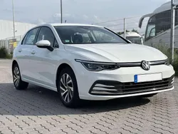 Weiß Gebraucht 2021 VW Golf VIII Style Limousine | 22.950 € (Fairer Preis)
