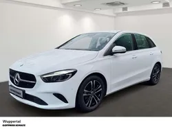Polarweiss unilack Gebraucht 2023 Mercedes B200 Van / Kleinbus | 29.450 € (Teuer)