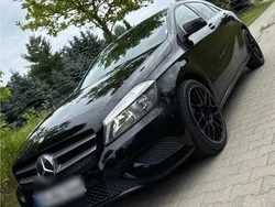 Schwarz Gebraucht 2013 Mercedes A180 Kombi | 7.800 €