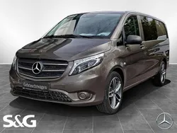 Indiumgrau metallic Gebraucht 2018 Mercedes Vito Van / Kleinbus | 23.086 € (Teuer)