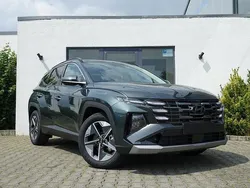 Cypress green Neu 2025 Hyundai Tucson Trend SUV | 32.870 € (Superpreis)