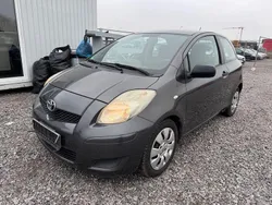 Grau Gebraucht 2009 Toyota Yaris Cool Kleinwagen | 1.999 € (Etwas zu teuer)