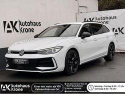Pure white Gebraucht 2024 VW Passat R-line Kombi | 40.990 € (Fairer Preis)