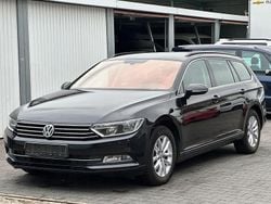 Schwarz Gebraucht 2017 VW Passat Comfortline Kombi | 8.999 € (Guter Preis)