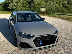 Grau Gebraucht 2022 Audi RS4 Sport Limousine | 69.999 € (Guter Preis)
