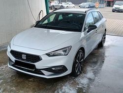 Weiß Gebraucht 2020 Seat Leon FR Limousine | 20.999 € (Fairer Preis)