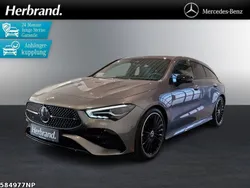 Grau Gebraucht 2023 Mercedes CLA200 Shooting Brake AMG Kombi | 34.290 € (Fairer Preis)