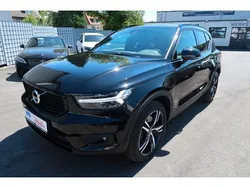Schwarz Gebraucht 2020 Volvo XC40 R-Design SUV | 19.500 €
