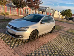 Silber Gebraucht 2009 VW Golf VI Limousine | 2.799 € (Superpreis)