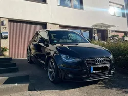 Schwarz Gebraucht 2012 Audi A1 S-line plus Kleinwagen | 9.000 € (Etwas zu teuer)