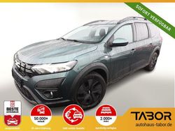 Grün Gebraucht 2024 Dacia Jogger Expression Van / Kleinbus | 18.688 € (Guter Preis)