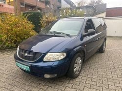 Blau Gebraucht 2003 Chrysler Voyager Van / Kleinbus | 4.950 € (Teuer)