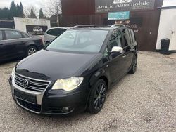 Schwarz Gebraucht 2008 VW Touran Highline Van / Kleinbus | 7.900 € (Teuer)