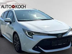 Weiß Gebraucht 2019 Toyota Corolla Club Kombi | 19.490 € (Etwas zu teuer)