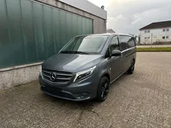 Grau Gebraucht 2017 Mercedes Vito Van / Kleinbus | 19.450 € (Fairer Preis)