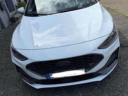 Weiß Gebraucht 2024 Ford Focus S Limousine | 40.500 € (Teuer)