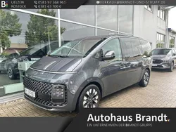 Grau Gebraucht 2021 Hyundai Staria Signature Van | 44.990 € (Fairer Preis)