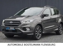 Grau Gebraucht 2019 Ford Kuga ST-Line SUV | 17.450 € (Fairer Preis)
